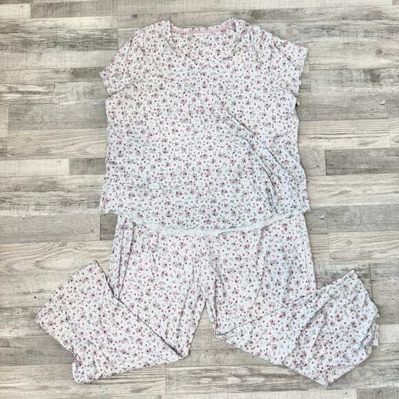 Laura Ashley Grey Floral Ribbed Pajama Set Short Sleeve Top, Pants P39 - Picture 1 of 10